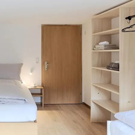 Semesterbostad Mell Aroma *